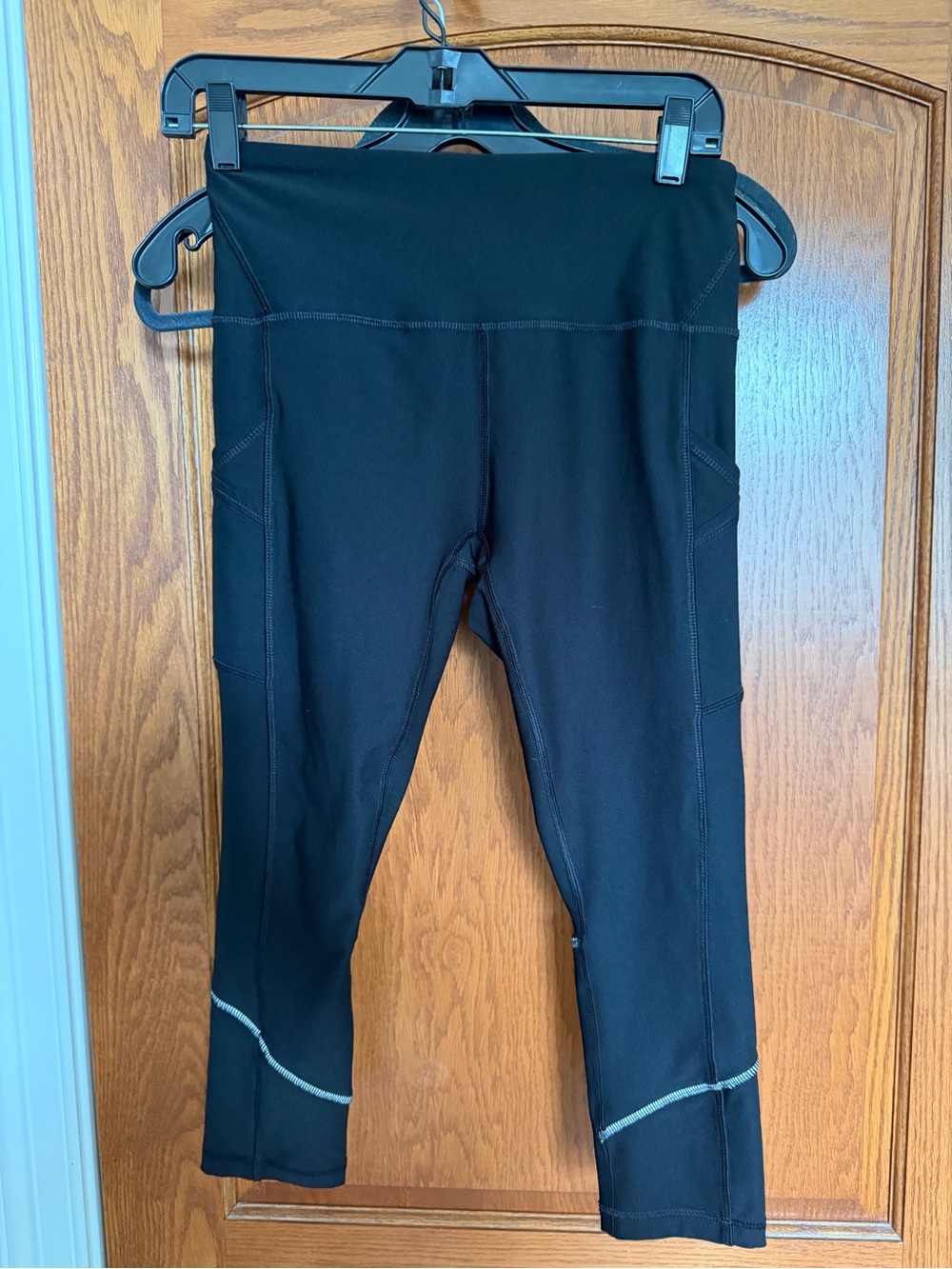 Reebok Black Cropped High-Rise Leggings with Reflective Trim